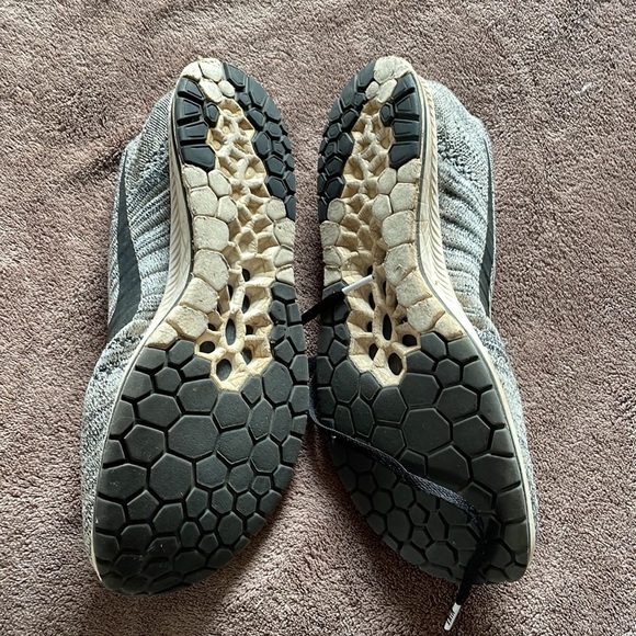 Nike running shoes - Picture 3 of 4